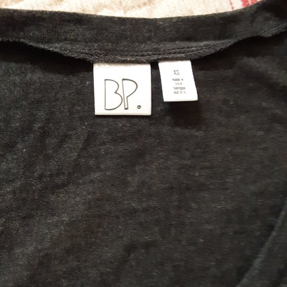 REDUCED! NEW Nordstrom BP Dark Grey V neck tee XS - Picture 2 of 3